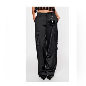 Zara Women’s Jogger Satin Effect Cargo Pants High Rise Pockets Black Size Large